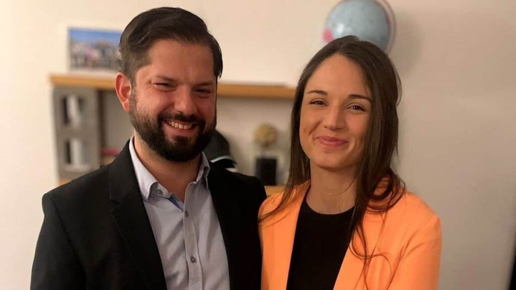 Η ΕΙΡΗΝΗ ΚΑΡΑΜΑΝΟΣ ΑΝΑΛΑΜΒΑΝΕΙ ΧΡΕΗ ΠΡΩΤΗΣ ΚΥΡΙΑΣ ΤΗΣ ΧΙΛΗΣ 1 316198828 orig