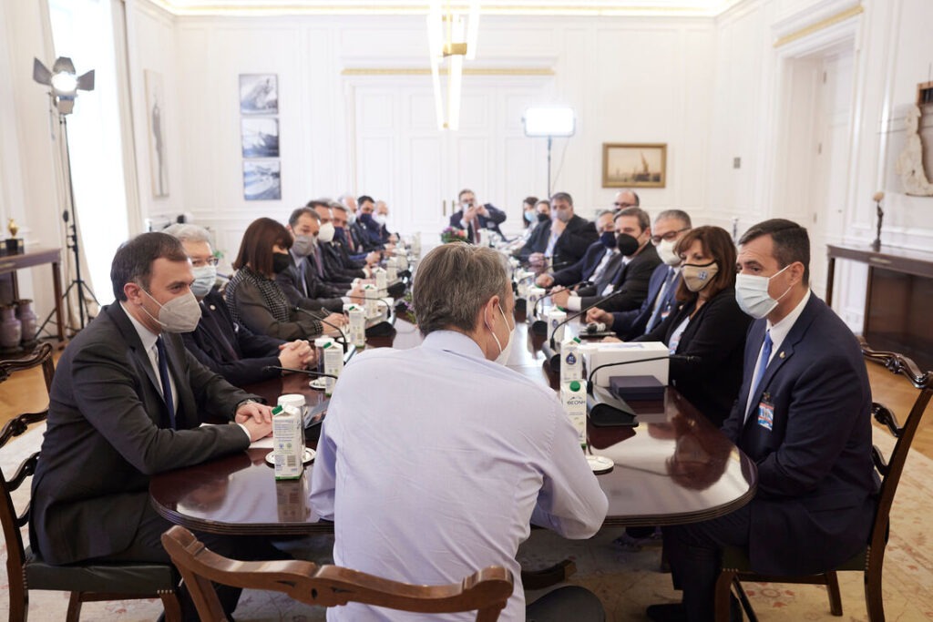 ΣΥΝΑΝΤΗΣΗ ΤΟΥ ΠΡΩΘΥΠΟΥΡΓΟΥ ΚΥΡΙΑΚΟΥ ΜΗΤΣΟΤΑΚΗ ΜΕ ΑΝΤΙΠΡΟΣΩΠΕΙΑ ΤΗΣ AHEPA 7 22 04 04 0010 dpc4773 orig