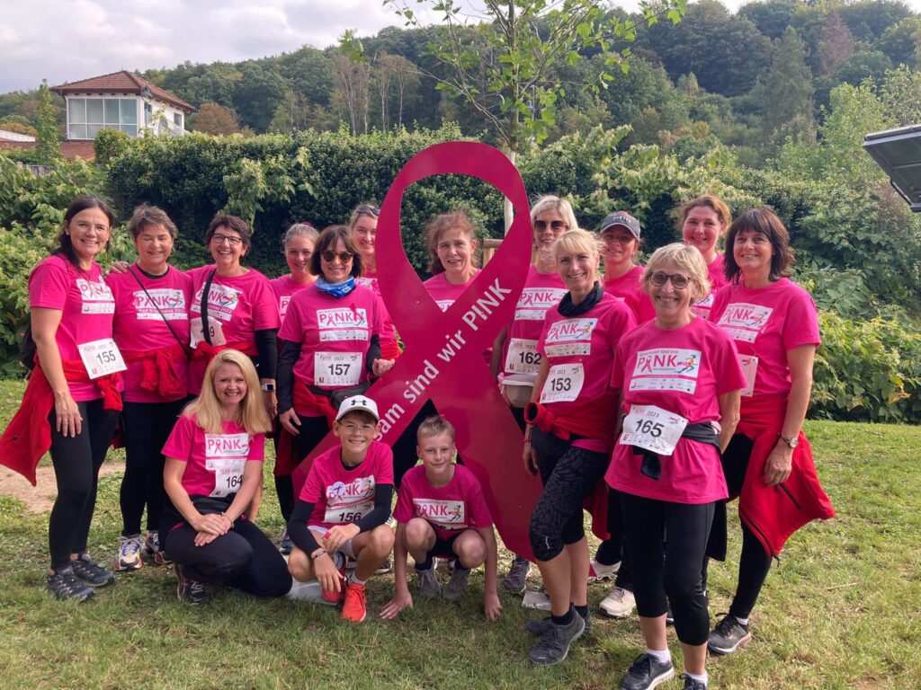 On the international day against breast cancer, the Daughters of Penelope around the world are involved 3 385094566 10223574161518546 7911259404079323706 n