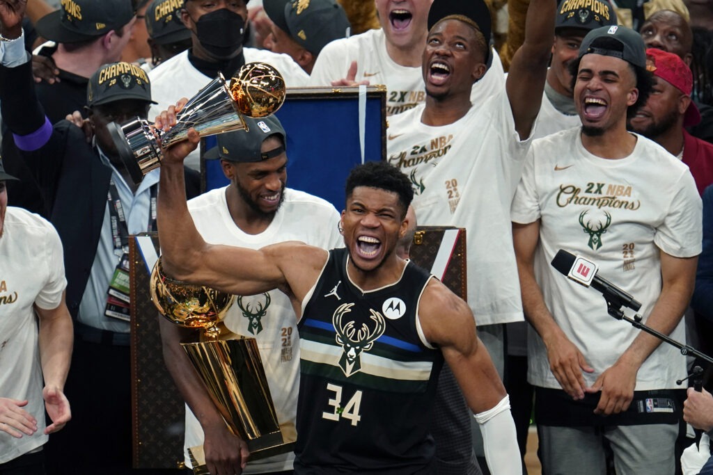 giannis trophy