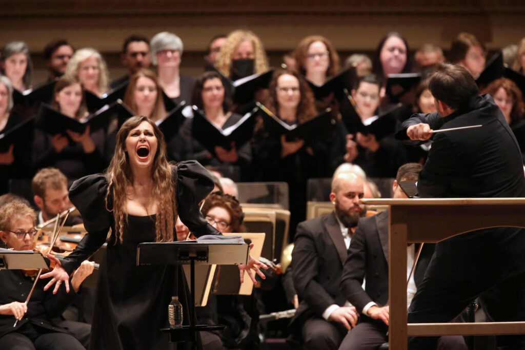 Νέα Υόρκη. Carnegie Hall. Ιστορική πρεμιέρα με ελληνικής καταγωγής πρωταγωνίστρια 5 CH11437606
