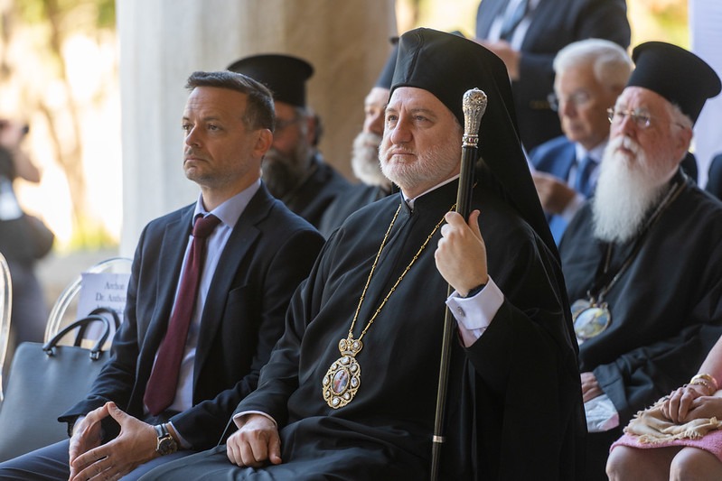 53750339704 ed96f1ff2a c