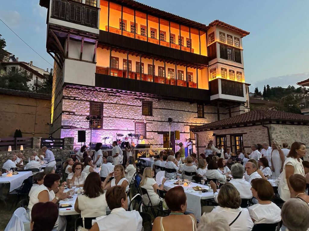 455269759 901367972030784 2019362119599790866 n