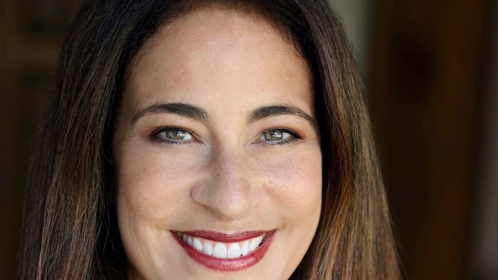 LOS ANGELES. Eris Talent Agency announces expansion into Europe. Partnership Formed with Athens-Based Enorama talent agency 3 Egency Tina Contogenis by Rachel Stella edited