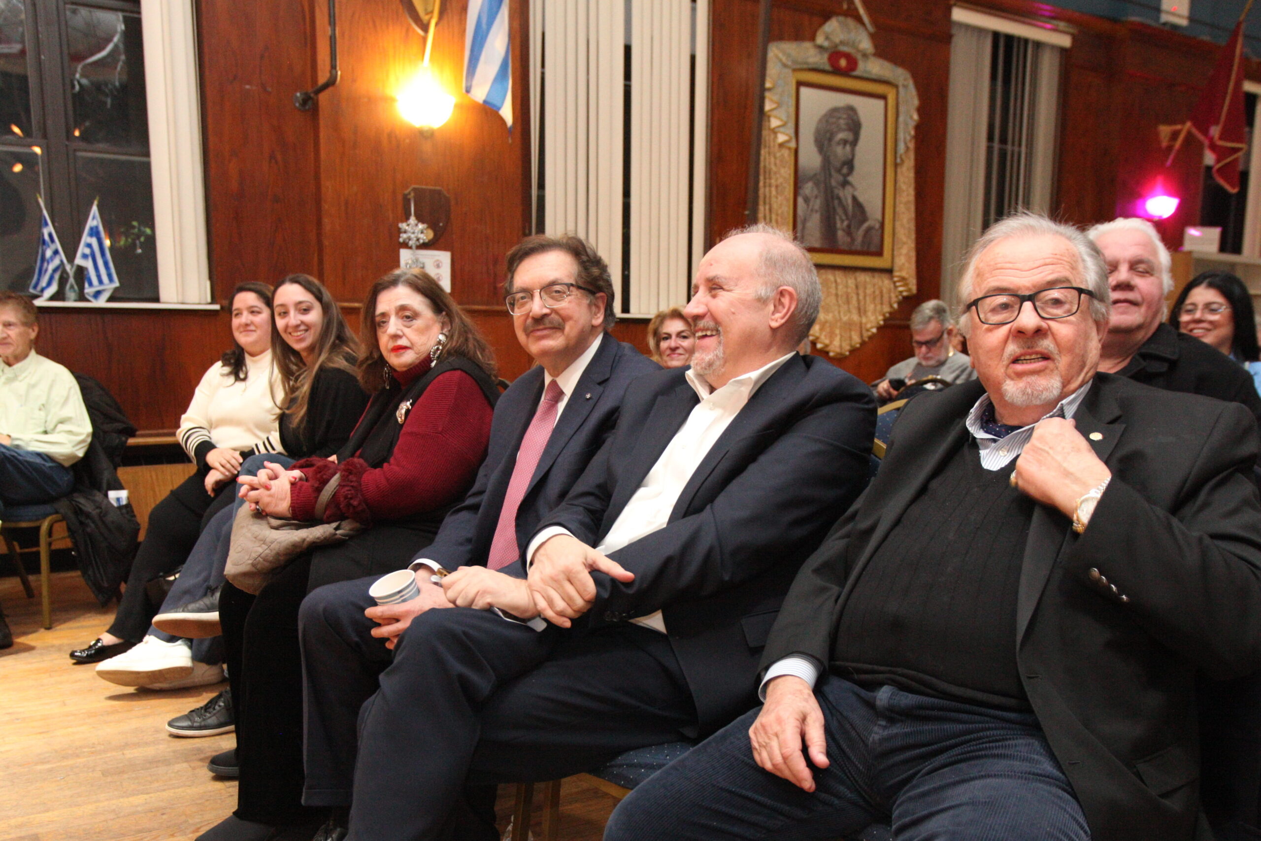 Νέα Υόρκη. Αστόρια. Αισιοδοξία για την παρέλαση στην κοπή της πίτας της Πανομογενειακής στο Σταθάκειο 1 IMG 9402 edited scaled