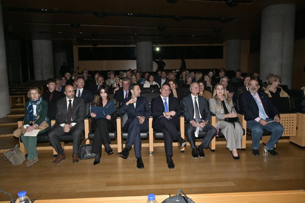 Ο Peter Parthenis απο το Σικάγο των ΗΠΑ, επίτιμος Διδάκτορας του Πανεπιστημίου Δυτικής Αττικής 2 651169612 1313995217209252 5403160865345852350 n 2