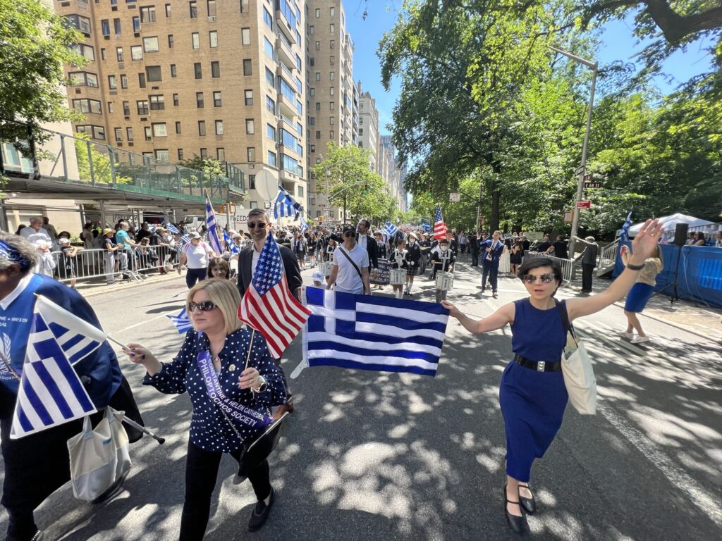 Νέα Υόρκη. Στις 26 Απριλίου η μεγαλειώδης παρέλαση για την 205η επέτειο της ελληνικής επαναστάσεως στην 5η Λεωφόρο του Μανχάταν 1 pARADE 2