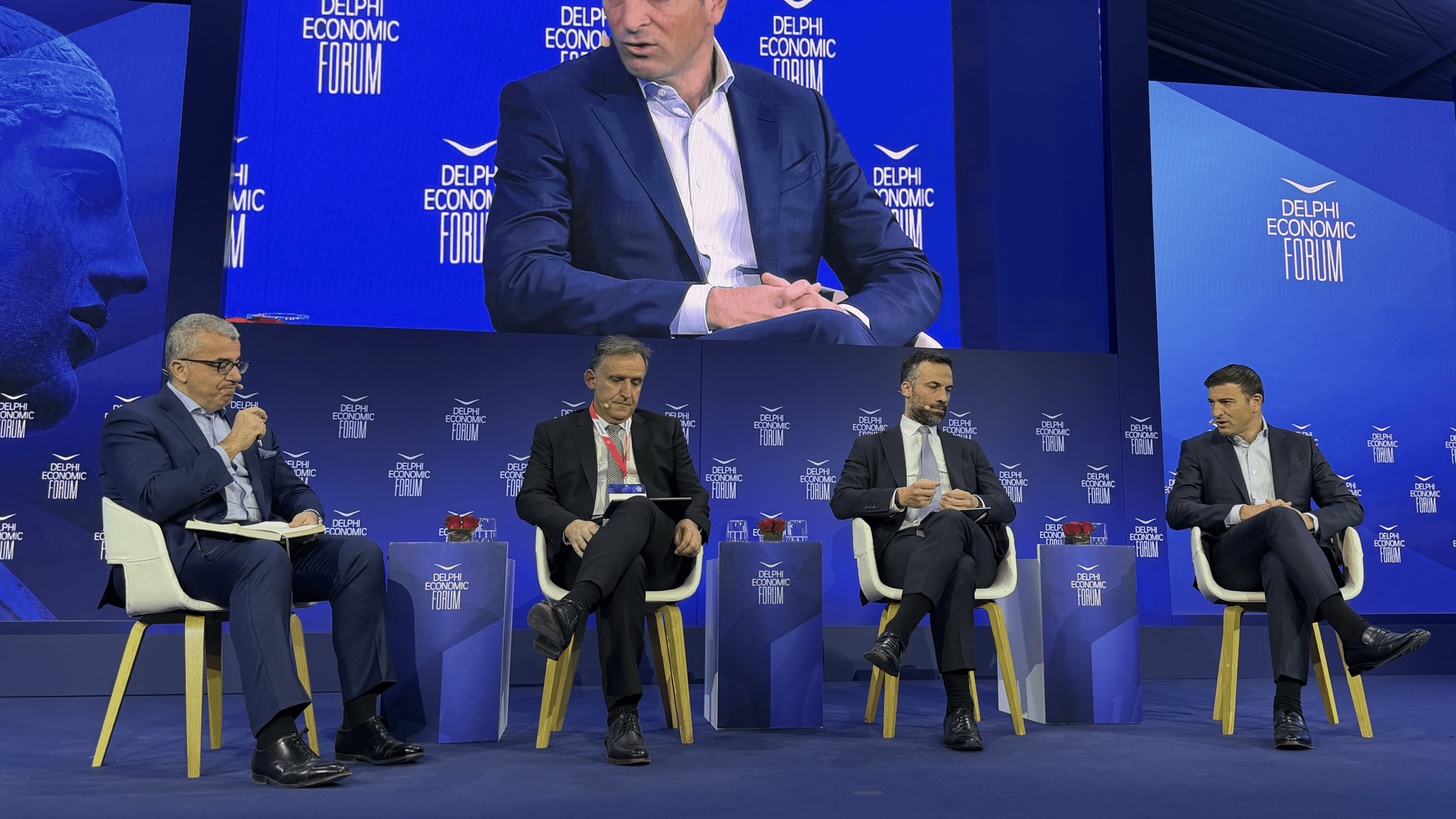 Στους Δελφούς, στο πλαίσιο του Οικονομικό Φόρουμ των Δελφών, η συζήτηση για το επενδυτικό μέλλον της Ελλάδας 2 image 57 edited scaled