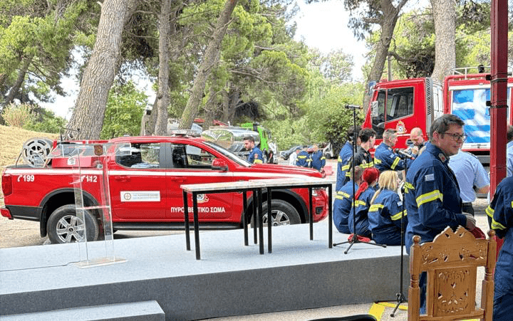 Η μεγάλη δωρεά της Αρχιεπισκοπής Αμερικής στην Πεντέλη – Ο Αρχιεπίσκοπος Ελπιδοφόρος εγκαινίασε το νέο πυροσβεστικό όχημα 1 image 53