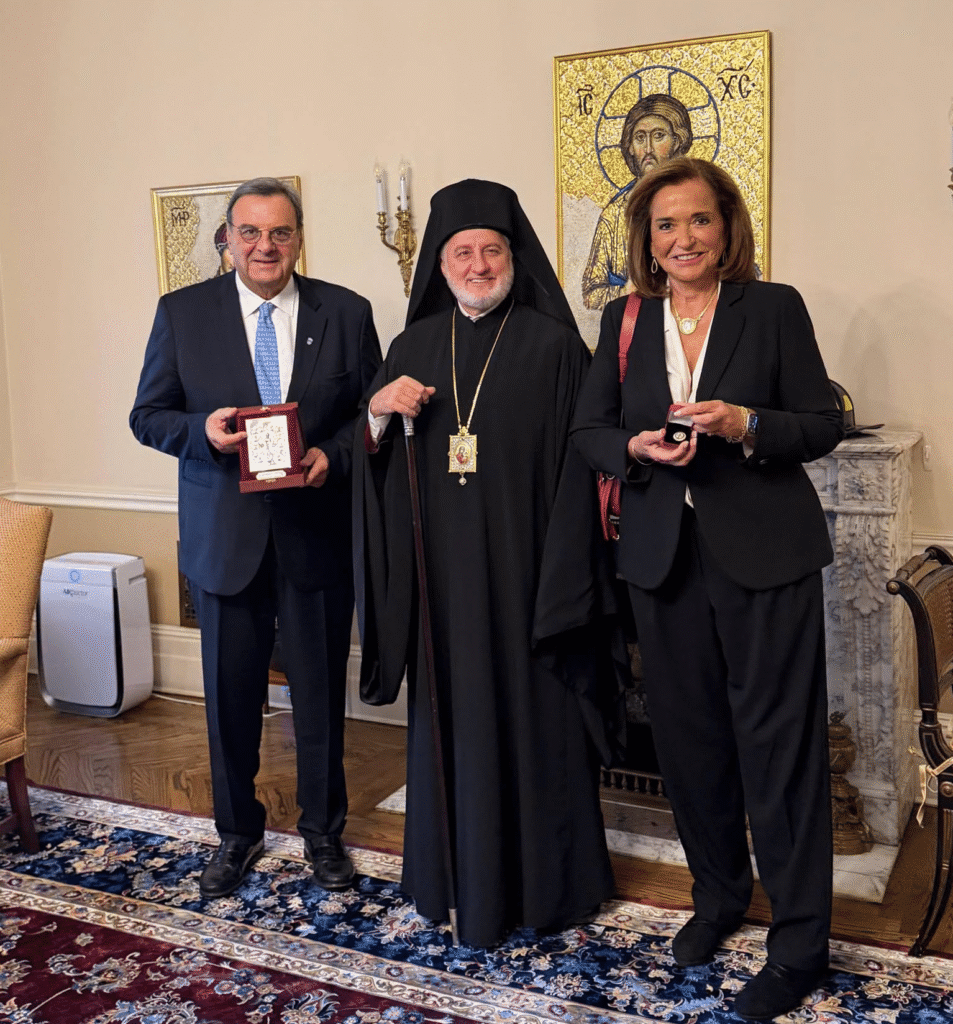 Μανχάτταν. Αρχιεπισκοπή Αμερικής. Στήριξη της Ομογένειας προς τους Έλληνες αθλητές ενόψει των Ολυμπιακών Αγώνων του Λος Άντζελες 2 image 79 edited 1